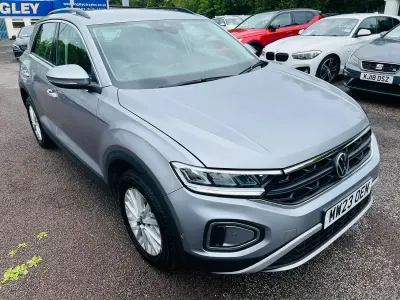 Used VW T-Roc Life 150 HP (110 kW) 2023 Silver SUV