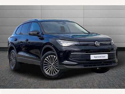New VW Tiguan Match 200 HP (147 kW) 2025 Black SUV