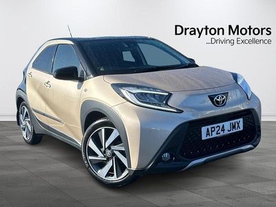 Used Toyota Aygo X 72 HP (52 kW) 2024 Beige SUV