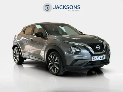 Używany Nissan Juke Acenta 117 KM (86 kW) 2023 Szary SUV