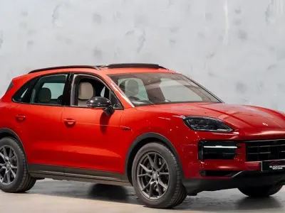 Used Porsche Cayenne S E-Hybrid 463 HP (340 kW) 2024 SUV