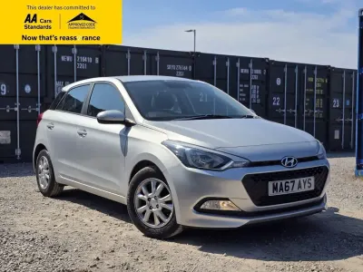 Używany Hyundai i20 SE 100 KM (73 kW) 2017 Szary Hatchback