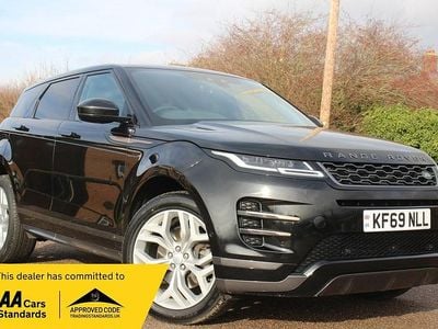 Used Land Rover Range Rover evoque SE Dynamic 2019 Black Estate