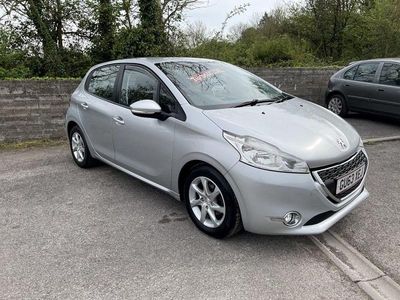 Used Peugeot 208 Active 70 HP (51 kW) 2013 Silver Hatchback