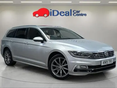 Usado VW Passat R-line 150 HP (110 kW) 2019 Prateado Carrinha