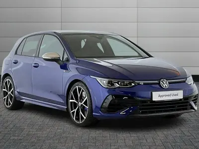 Used VW Golf VIII R 320 HP (235 kW) 2024 Lapiz blue Hatchback