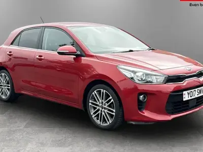 Used Kia Rio First Edition 120 HP (88 kW) 2017 Red Hatchback