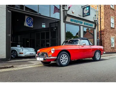 Used MG B 95 HP (69 kW) 1974 Red Cabriolet