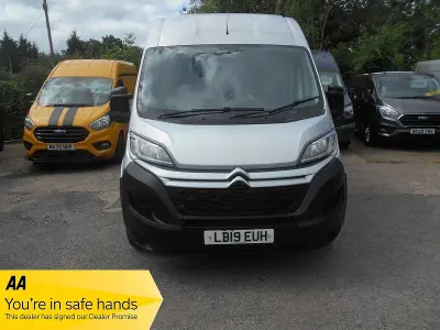Used Citroën Relay 130 HP (95 kW) 2019 Silver Van