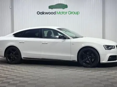 Used Audi A5 Sportback Advanced 245 HP (180 kW) 2016 White Hatchback