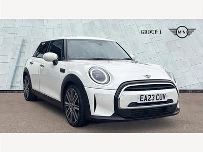 Used Mini Cooper Exclusive 136 HP (100 kW) 2023 White Hatchback