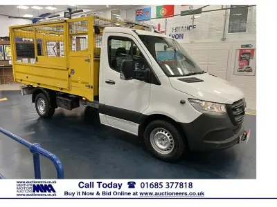 Used Mercedes Sprinter 143 HP (105 kW) 2019 White Van