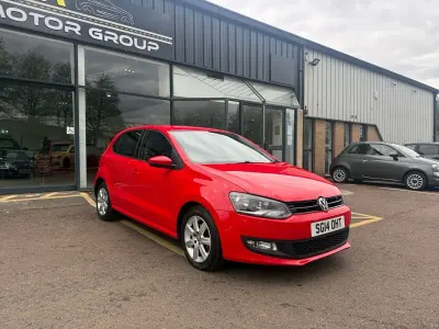 Käytetty VW Polo Edition 60 HP (44 kW) 2014 Punainen Viistoperä