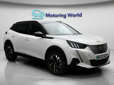 Second-hand Peugeot e-2008 GT 2023 Alb SUV