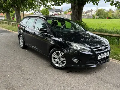 Begagnad Ford Focus Titanium 115 HK (84 kW) 2014 Svart Kombi