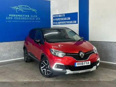 Used Renault Captur Dynamique 90 HP (66 kW) 2018 Red/black SUV