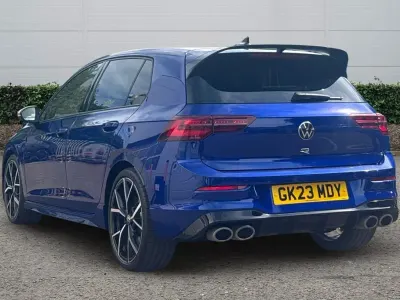 Używany VW Golf VIII R 2023 Niebieski Hatchback