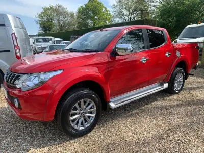 Usado Mitsubishi L200 180 HP (132 kW) 2019 Vermelho Pickup