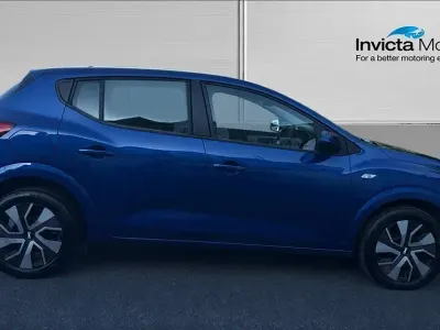 Używany Dacia Sandero Expression 91 KM (66 kW) 2024 Niebieski Hatchback