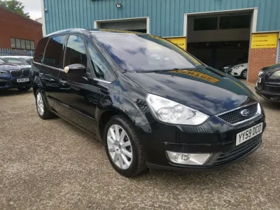 Begagnad Ford Galaxy Ghia 140 HK (102 kW) 2009 Svart Minibuss