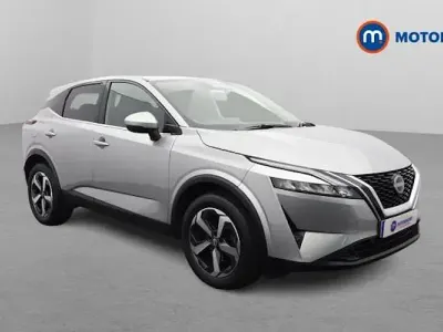 Used Nissan Qashqai N-Connecta 158 HP (116 kW) 2023 Silver SUV
