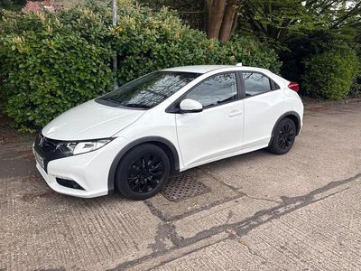 Used Honda Civic ES 120 HP (88 kW) 2013 White Hatchback
