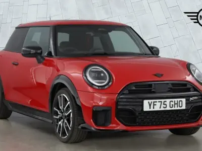 Used Mini Cooper S Hatch 201 HP (147 kW) 2025 Red Hatchback