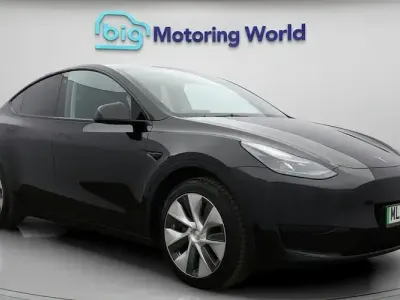 Używany Tesla Model Y RWD 219 kW (299 KM) 2024 SUV