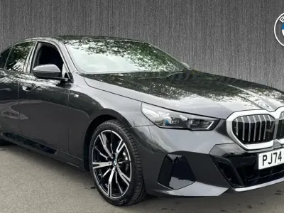 Begagnad BMW 520 M Sport 205 HK (150 kW) 2025 Grå