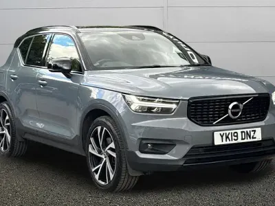 Begagnad Volvo XC40 R-Design 190 HK (139 kW) 2020 SUV
