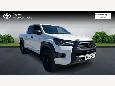Używany Toyota HiLux 201 KM (147 kW) 2024 Biały Pickup