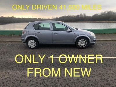 Used Vauxhall Astra 2009 Silver Hatchback