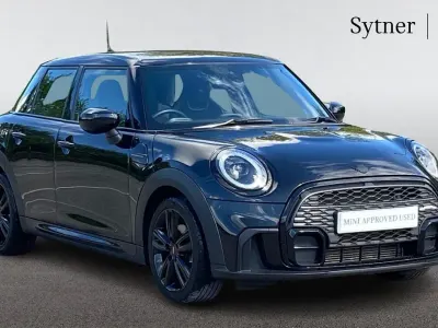 Used Mini Cooper Hatch 134 HP (98 kW) 2023 Black Hatchback
