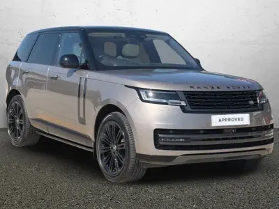 Begagnad Land Rover Range Rover First Edition 2023 SUV