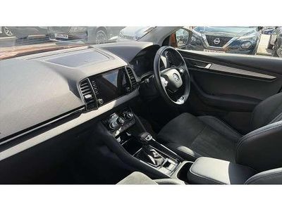 Begagnad Skoda Karoq SE L 150 HK (110 kW) 2023 Orange SUV