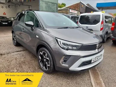 Usado Vauxhall Crossland Edition 120 CV (88 kW) 2022 Gris SUV