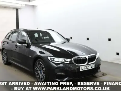 Usado BMW 330e M Sport 2022 Preto Carrinha