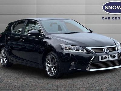 Lexus CT200h