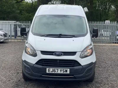 Used Ford Transit Custom 105 HP (77 kW) 2018 White Van