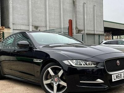 Used 2019 Jaguar XE Ingenium Sedan | £12,000 (Fair price)