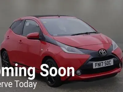 Used Toyota Aygo x-style 2017 Red Hatchback