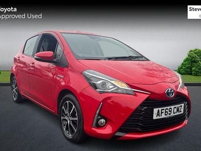 Used Toyota Yaris Hybrid 101 HP (74 kW) 2019 Hatchback