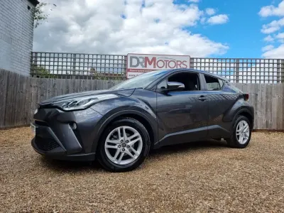 Käytetty Toyota C-HR 122 HP (89 kW) 2023 Harmaa Katumaasturi