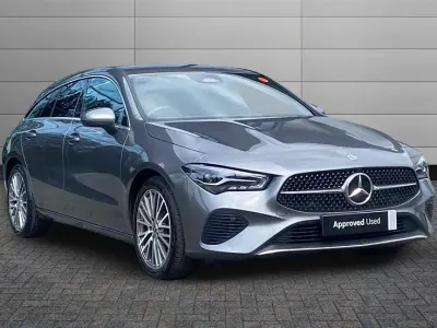 Begagnad Mercedes CLA180 Executive 136 HK (100 kW) 2025 Grå Sedan