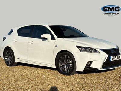 Lexus CT200h