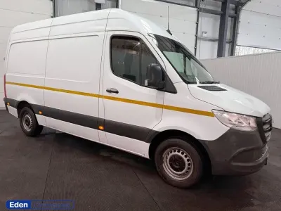 Begagnad Mercedes Sprinter Progressive 148 HK (108 kW) 2021 Vit Van