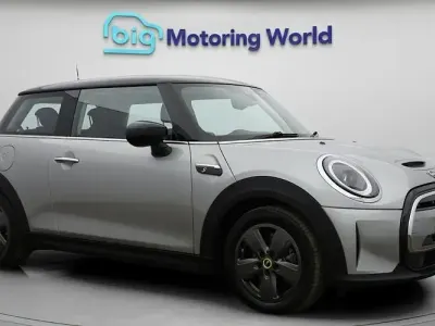 Used Mini Cooper S Level 1 135 kW (184 HP) 2023 Silver Hatchback