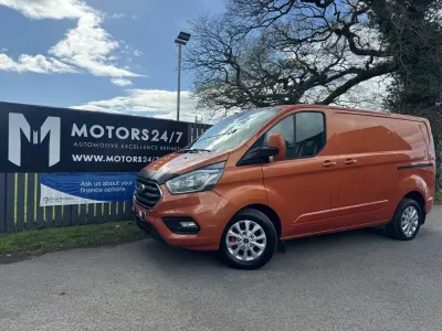 Used Ford Transit Custom Limited 130 HP (95 kW) 2019 Orange Van