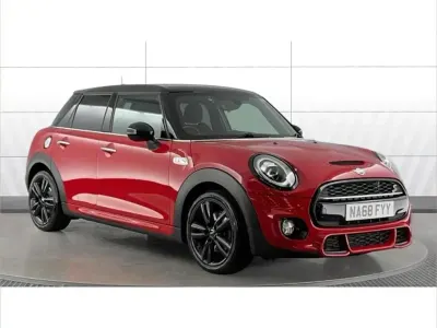 Used Mini Cooper S Hatch 192 HP (141 kW) 2018 Red Hatchback