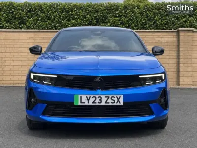 Used Vauxhall Astra Ultimate 113 kW (154 HP) 2023 Blue Hatchback